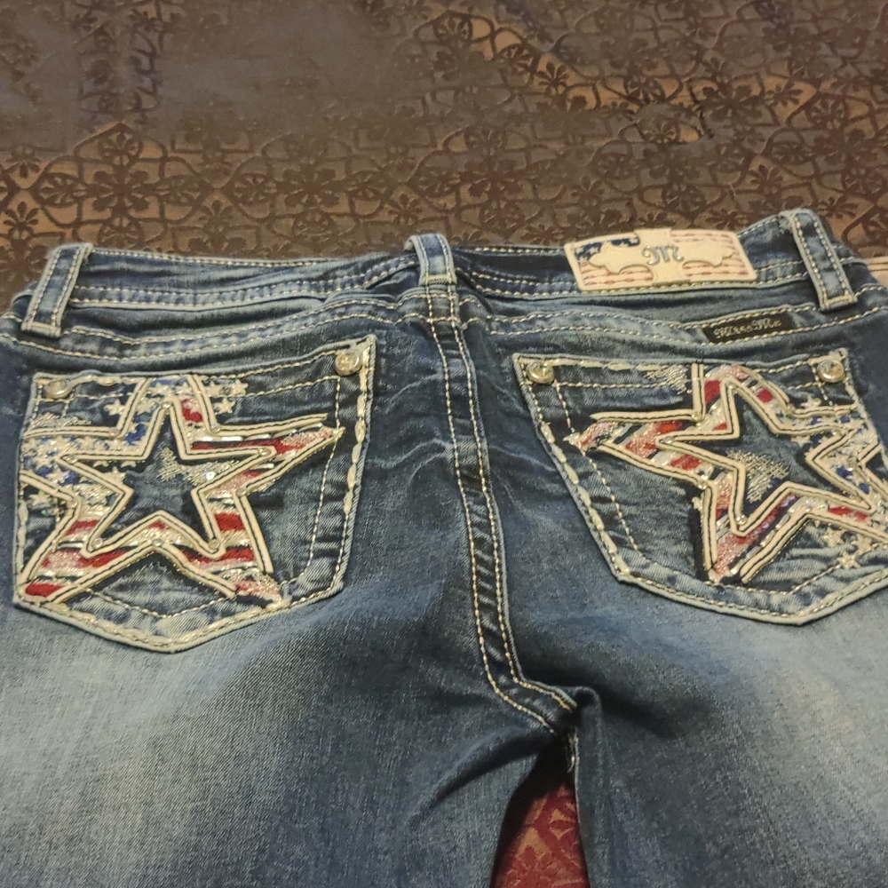Miss Me size 29/ 32 inch long.